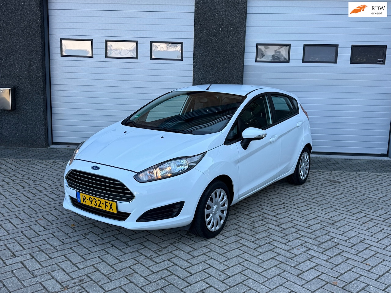 Ford Fiesta - 1.0 Style APK/STOELVERWARMING/AIRCO/NETTE AUTO - AutoWereld.nl