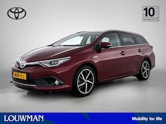Toyota Auris Touring Sports - 1.8 Hybrid Dynamic Ultimate | Stoelverwarming | Climate Control | Cruise Control | Trekhaa