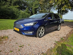 Ford Focus Wagon - 1.5 TDCI Titanium Trekhaak, Airco, Navigatie, Apple Carlay, Android Auto