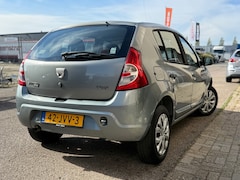 Dacia Sandero - 1.2 Lauréaten Nieuwe APK Eerste Eigenaar