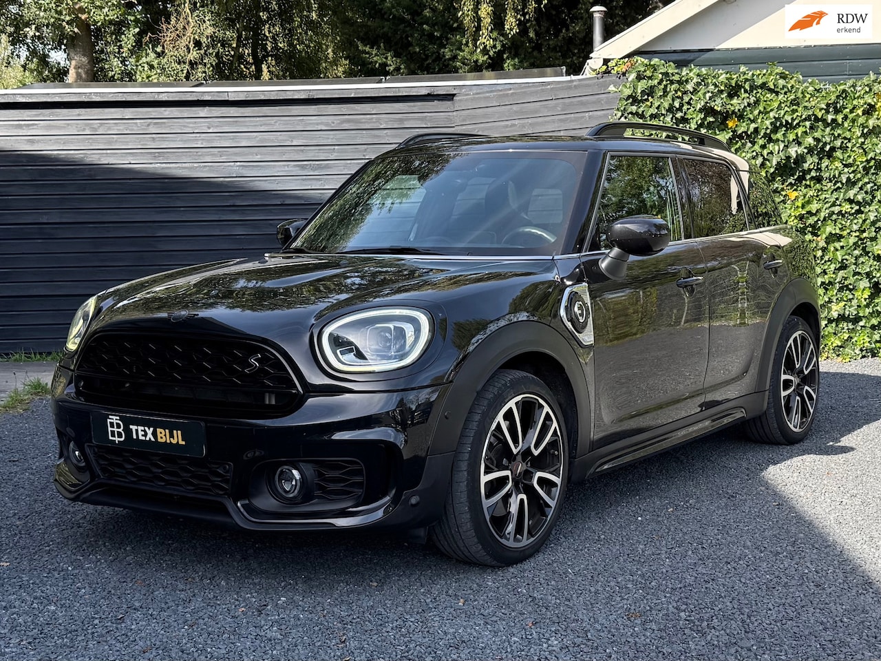 MINI Countryman - 1.5 Cooper S E ALL4 H&K/PANO/JWC/HUD/ETC! - AutoWereld.nl