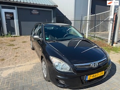Hyundai i30 - 1.4i Active Airco Elek Ramen Lage KM