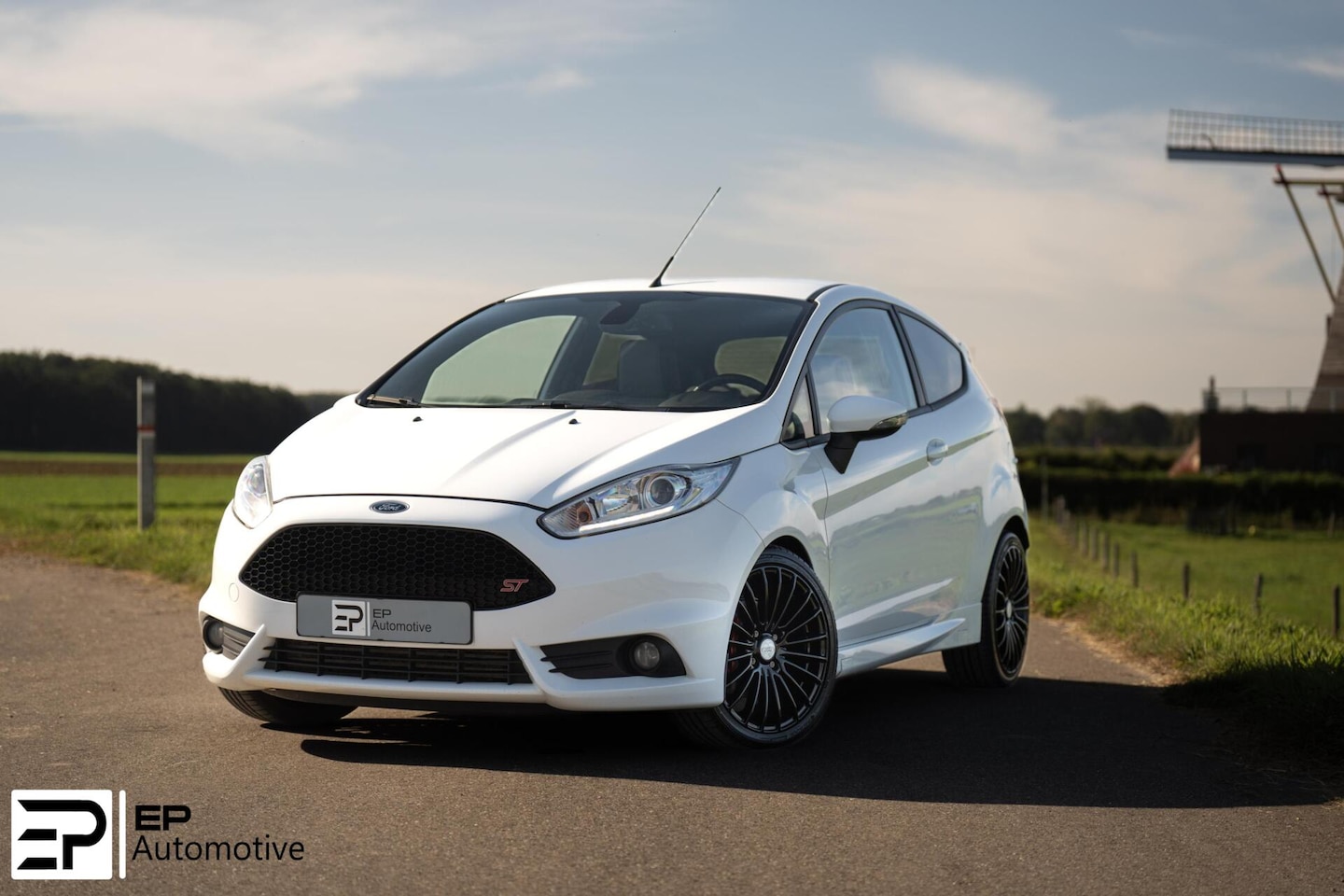Ford Fiesta - 1.6 ST2|Camera|Stoelverwarming|Recaro|Clima|17"| - AutoWereld.nl