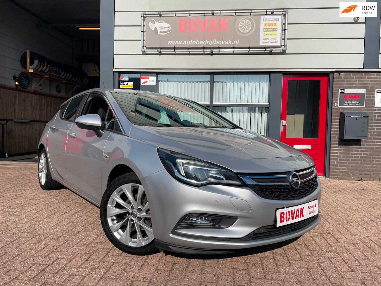 Opel Astra - 1.0i 12v Innovation Silverline 5 deurs - AutoWereld.nl