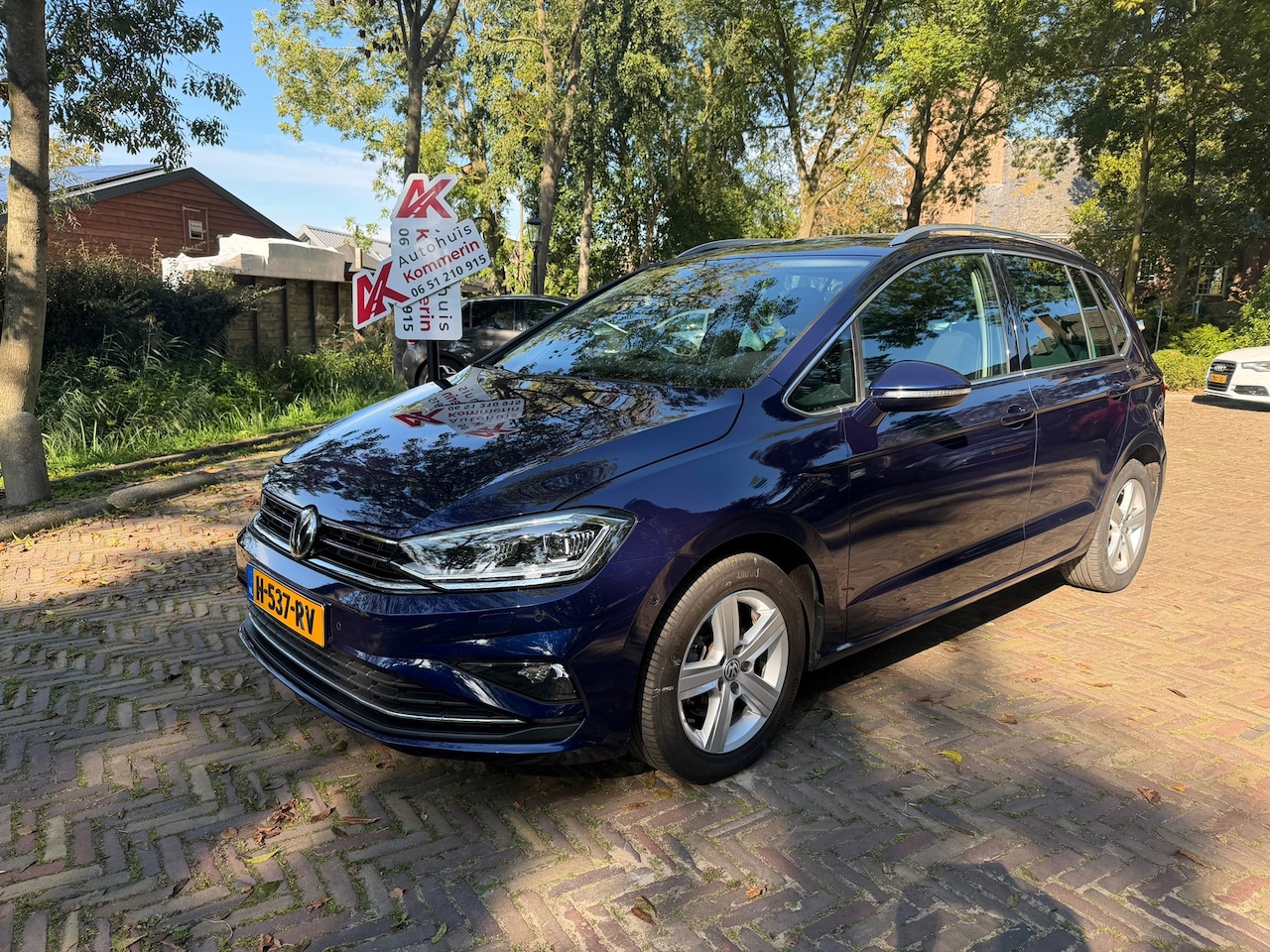 Volkswagen Golf Sportsvan - 1.5 TSI Automaat Highline. Wij zijn altijd de goedkoopste met de beste Vakgarage BOVAG ser - AutoWereld.nl