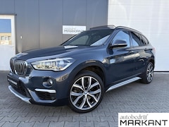 BMW X1 - sDrive20i High Executive Panorama / HUD / Trekhaak
