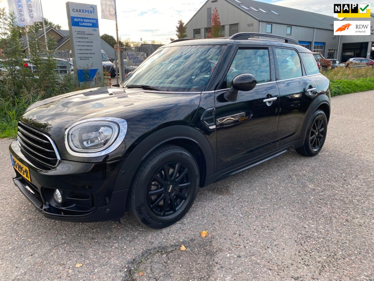 MINI Countryman - 1.5 Cooper Chili - AutoWereld.nl