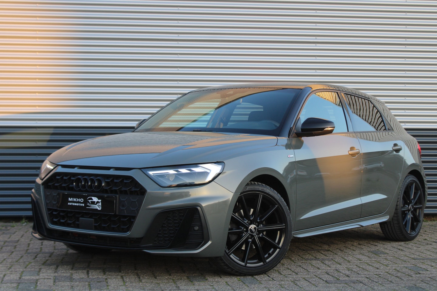 Audi A1 Sportback - 35 TFSI 3x S-line | Edition one | Camera | Lane assist | LED | Apple carplay | Keyless | D - AutoWereld.nl