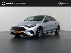 Mercedes-Benz CLA-Klasse - 180 Business Solution AMG | Night | Panoramadak | Trekhaak | Parkeercamera | Dodehoekassis