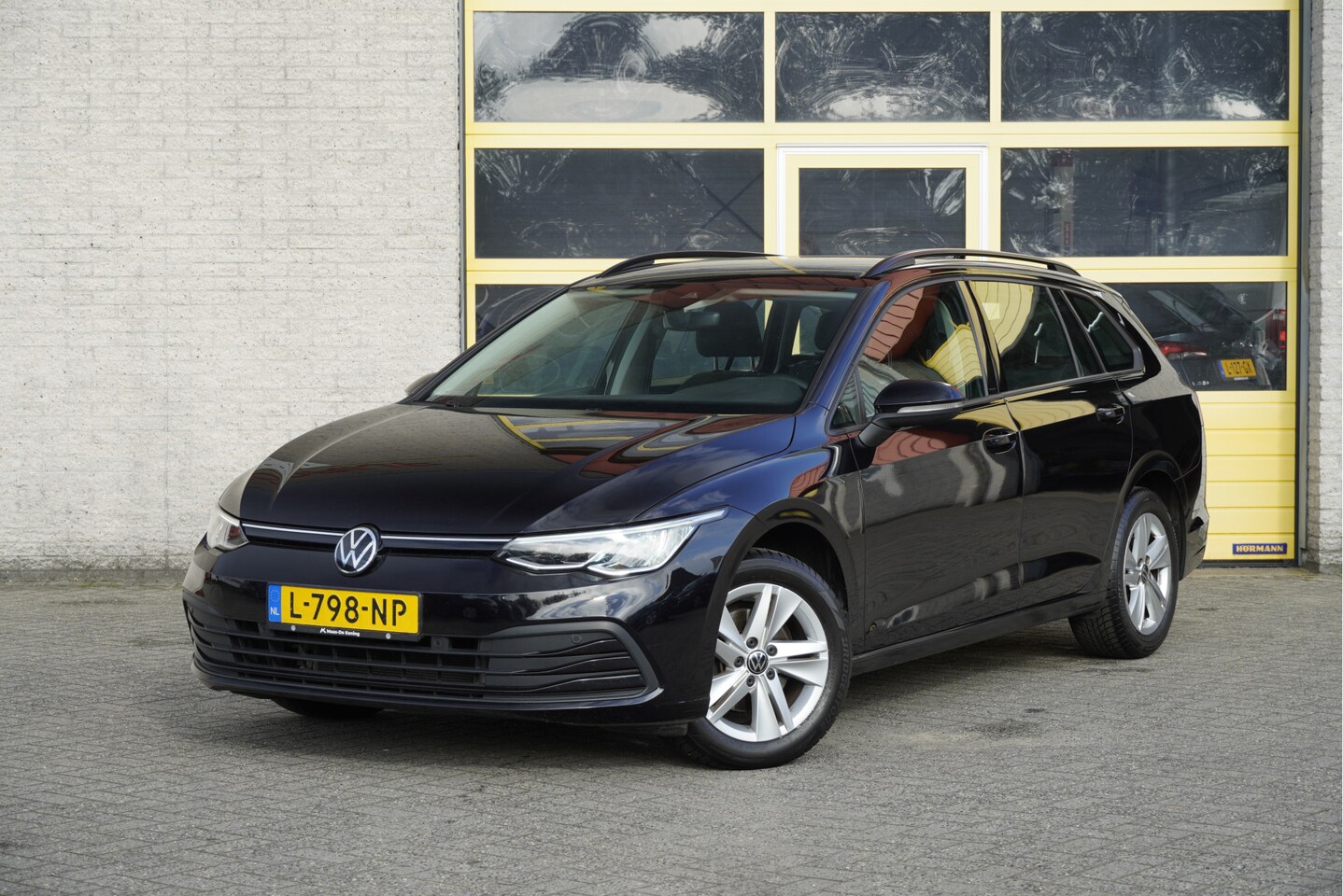 Volkswagen Golf Variant - 1.0 TSI Life BJ2021 Lmv 16" | Led V+A | Pdc | App-Connect | Navi | Virtual cockpit | Dashb - AutoWereld.nl