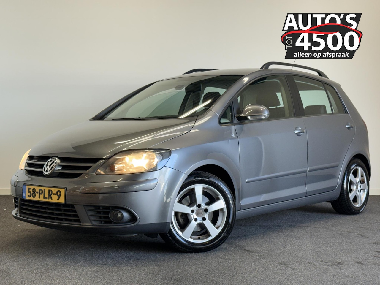 Volkswagen Golf Plus - 1.4 TSI Trendline Automaat! Trekhaak! - AutoWereld.nl