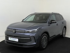 Volkswagen Tiguan - 1.5 eTSI Life Edition | Trekhaak | 360 camera | Keyless | Navigatie | Parkeerassistent | D