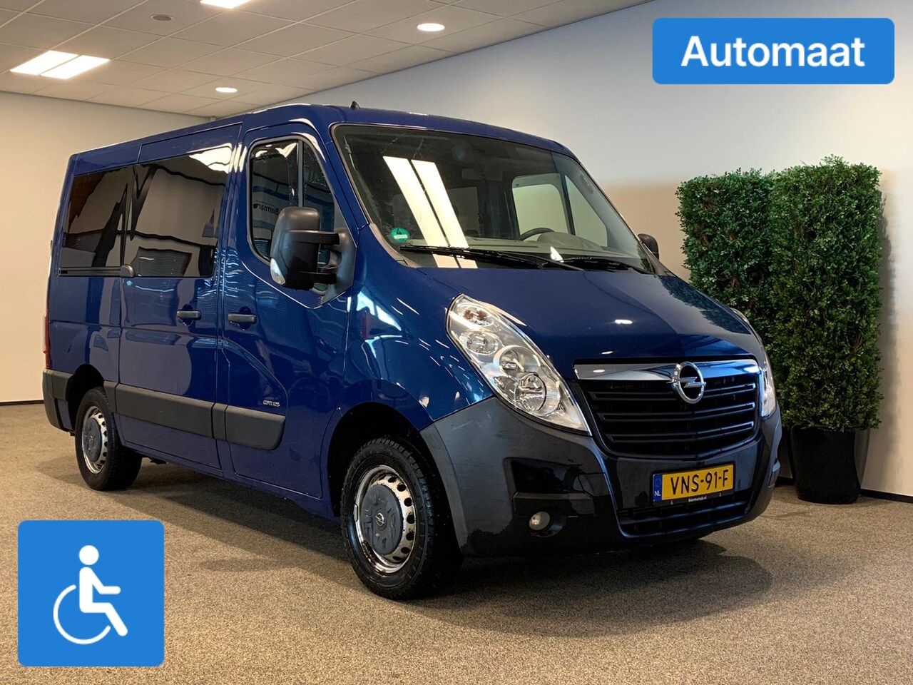 Opel Movano - L1H1 Rolstoelbus Automaat - AutoWereld.nl