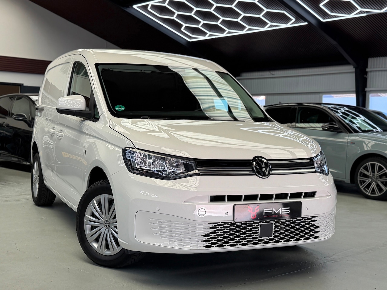 Volkswagen Caddy Cargo - 1.5 TSI CarPlay Camera Automaat - AutoWereld.nl