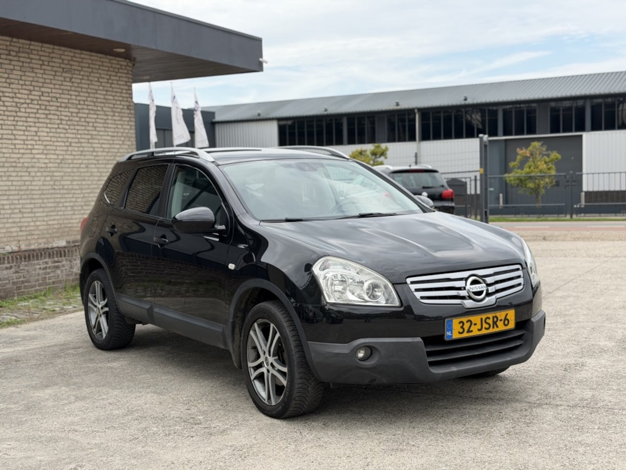 Nissan Qashqai - 2.0 Tekna 7 persoon - AutoWereld.nl