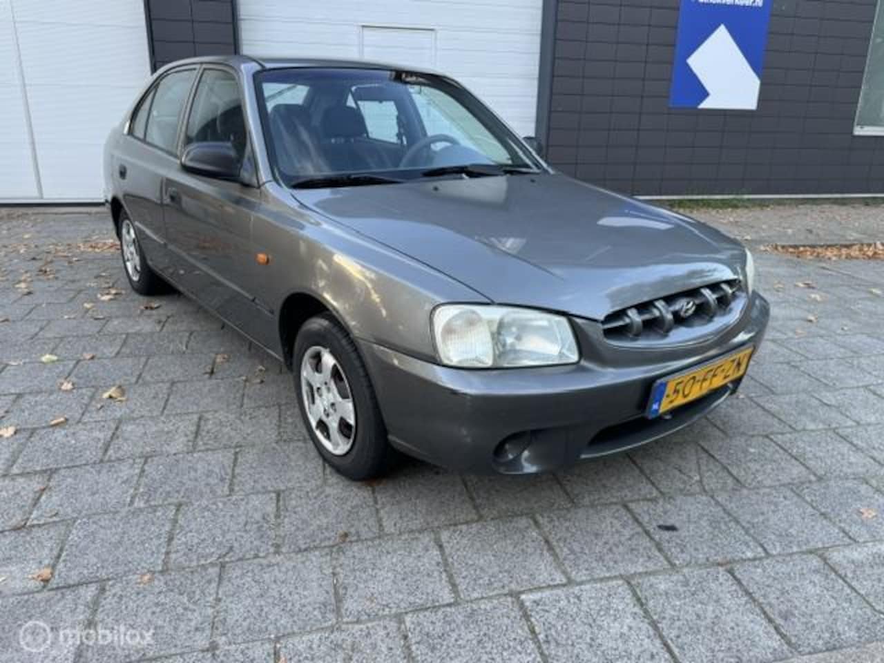 Hyundai Accent - 1.5i GLS AUTOMAAT | 5-DEURS |AIRCO |80.000KM! - AutoWereld.nl