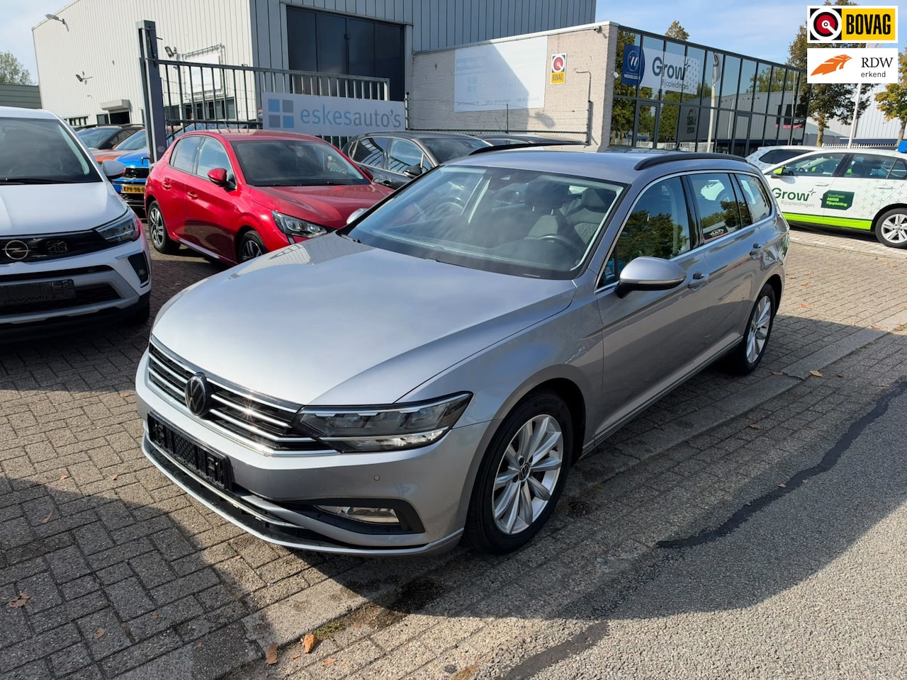 Volkswagen Passat Variant - 2.0 TDI Business Automaat, Navigatie, Dealer auto, INC BTW, Cruise Control, 1ste eigenaar - AutoWereld.nl