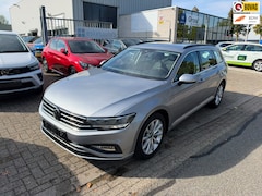 Volkswagen Passat Variant - 2.0 TDI Business Automaat, Navigatie, Dealer auto, INC BTW, Cruise Control, 1ste eigenaar