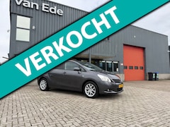Toyota Verso - 1.8 VVT-i Business 7p. Navi Pano Camera 1e Eig