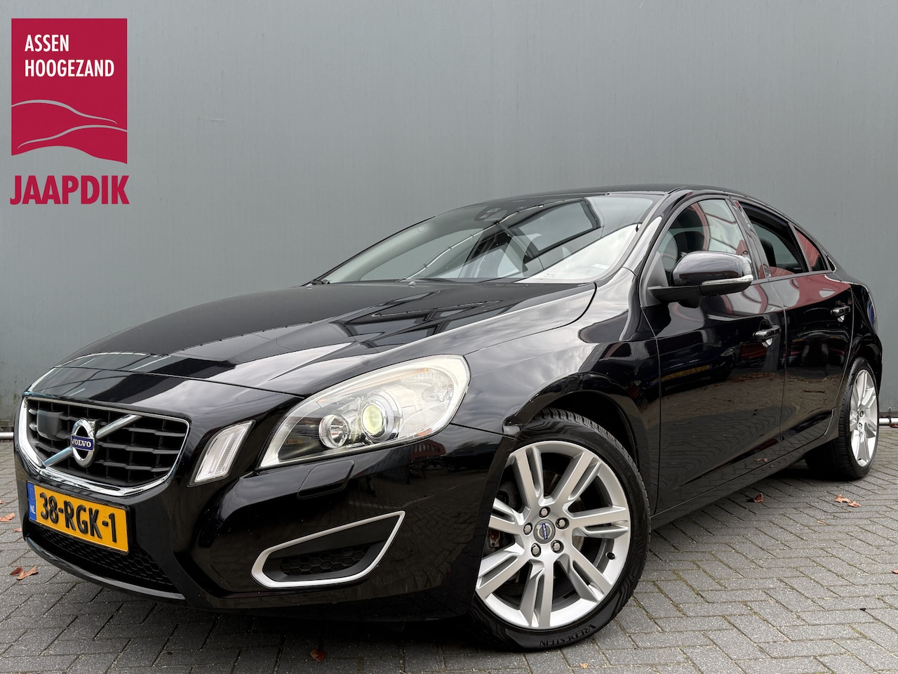 Volvo S60 - BWJ 2011 2.0T 203 PK Intro Edition AUTOMAAT | ADAPTIVE CRUISE | BLIS | VOL LEDER | STOELVE - AutoWereld.nl