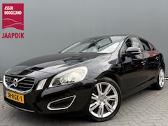 Volvo S60 - BWJ 2011 2.0T 203 PK Intro Edition AUTOMAAT | ADAPTIVE CRUISE | BLIS | VOL LEDER | STOELVE