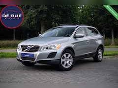 Volvo XC60 - 2.4D AWD Summum Automaat|Panoramdak|Trekhaak|5 Cylinder|2 eig.|Volledig onderhouden