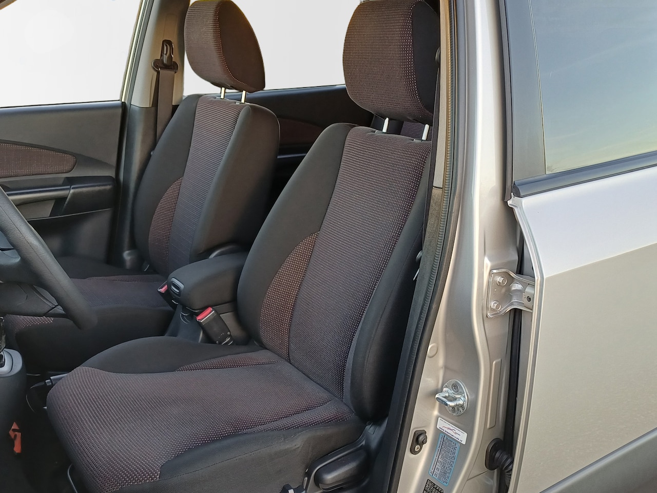 Hyundai Tucson - 2.0i Dynamic Cross / Trekh. / Cruise / Airco / Parkh. achter / - AutoWereld.nl