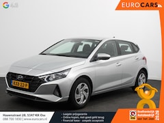 Hyundai i20 - 1.2 MPI Essential Navigatie Apple CarPlay Android Auto Camera Parkeerhulp achter Cruise Co