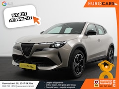 Alfa Romeo Junior - Elettrica Automaat 156PK Adaptieve Cruise Control LMV 18 inch Full Led Matrix Parkeer sens