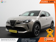 Alfa Romeo Junior - Elettrica Automaat 156PK Adaptieve Cruise Control LMV 18 inch Full Led Matrix Parkeer sens