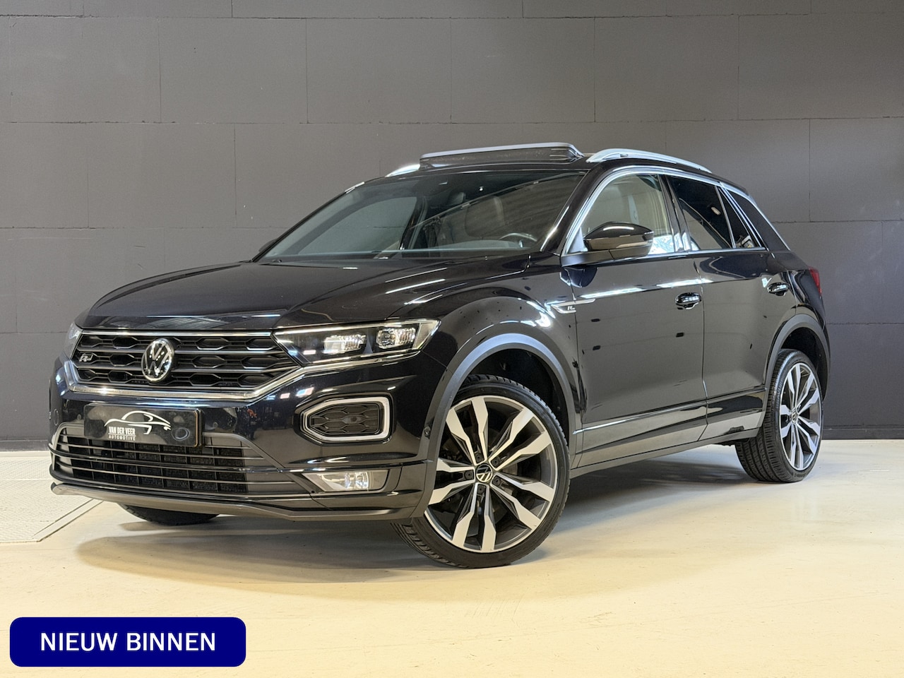 Volkswagen T-Roc - 1.5 TSI Sport Business R | Pano | Camera | Stoelverw. | Adaptive cruise | Full LED | Dodeh - AutoWereld.nl