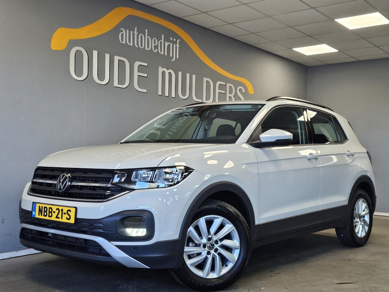 Volkswagen T-Cross - 1.0 TSI DSG Life | Camera | Adaptive cruise | Stoelverwarming | Parkeersensoren | Carplay - AutoWereld.nl