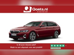 BMW 5-serie Touring - 530e Luxury Line - Trekhaak - Panoramadak - Head up - Comfort Access - Getinte Ruiten - Pa