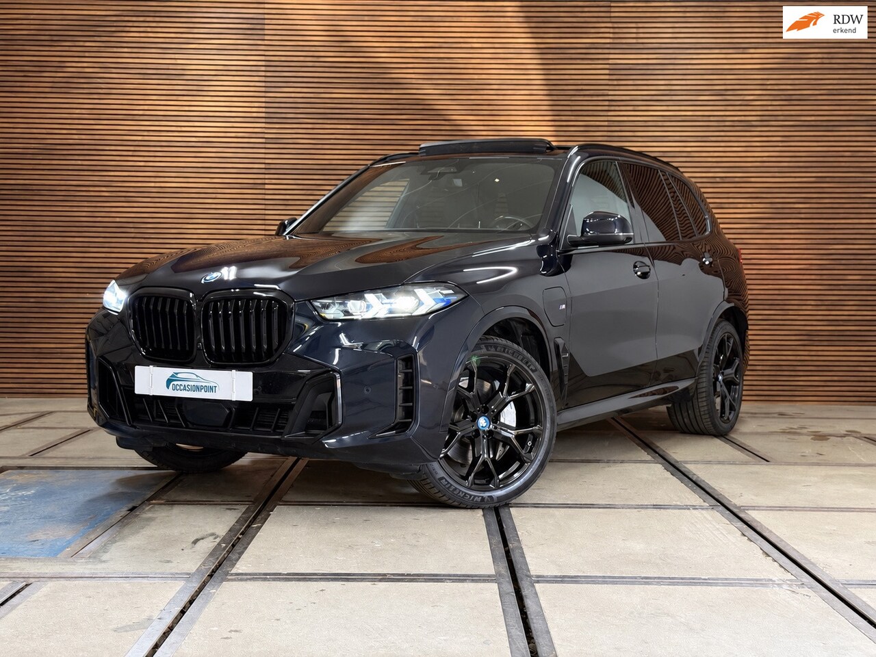 BMW X5 - XDrive50e M-Sport | Pano | Sky Lounge | Innovatie-pakket | Harman/Kardon | Driving Assista - AutoWereld.nl