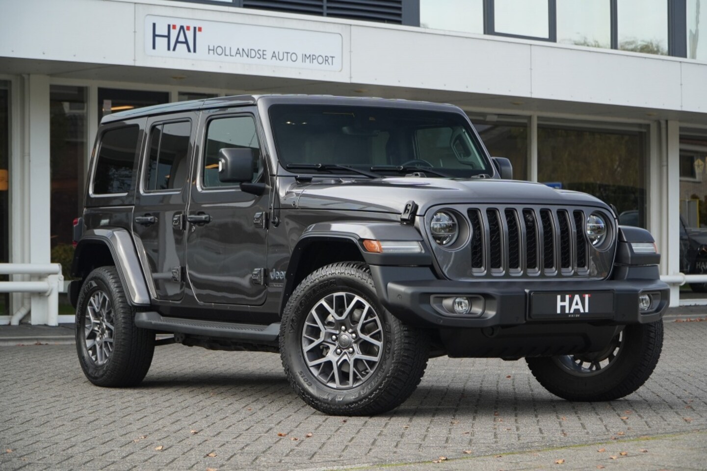 Jeep Wrangler Unlimited - 4xe 380 80th Anniversary I Hardtop I ACC I Trekhaak - AutoWereld.nl