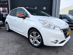 Peugeot 208 - 1.2 PureTech Roland Garros - Automaat - Pano - Leer - Navi - N.a.p