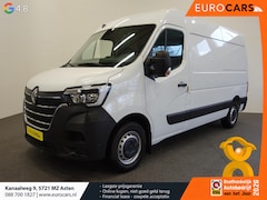 Renault Master - T33 2.3 dCi 135PK L2H2 Airco Cruise control Parkeersensoren Navigatie Trekhaak