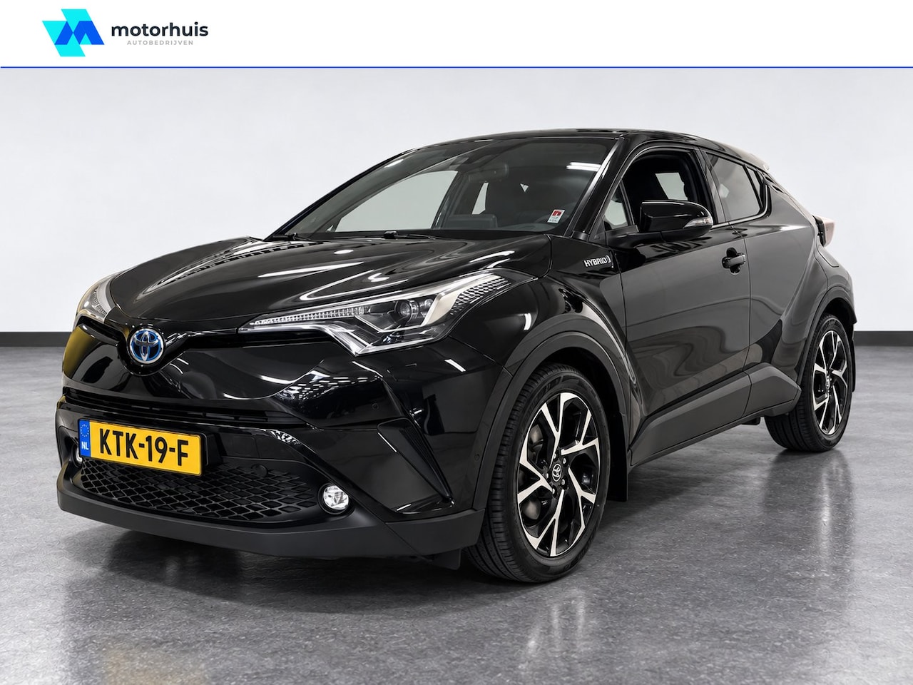 Toyota C-HR - 1.8 Hybrid Executive | Achteruitrijcamera | Audio installatie premium | Parkeer assistent - AutoWereld.nl