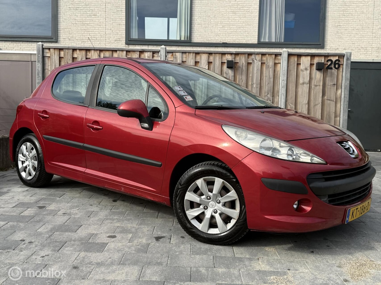 Peugeot 207 - 1.4 XR| Nieuwe apk| airco | lage kilometerstand - AutoWereld.nl