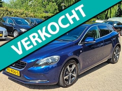Volvo V40 - 2.0 D2 Ocean Race Business|Pano|Camera|Navi|PDC|Xenon / Led|Voll leder|Trekhaak|Voll optie