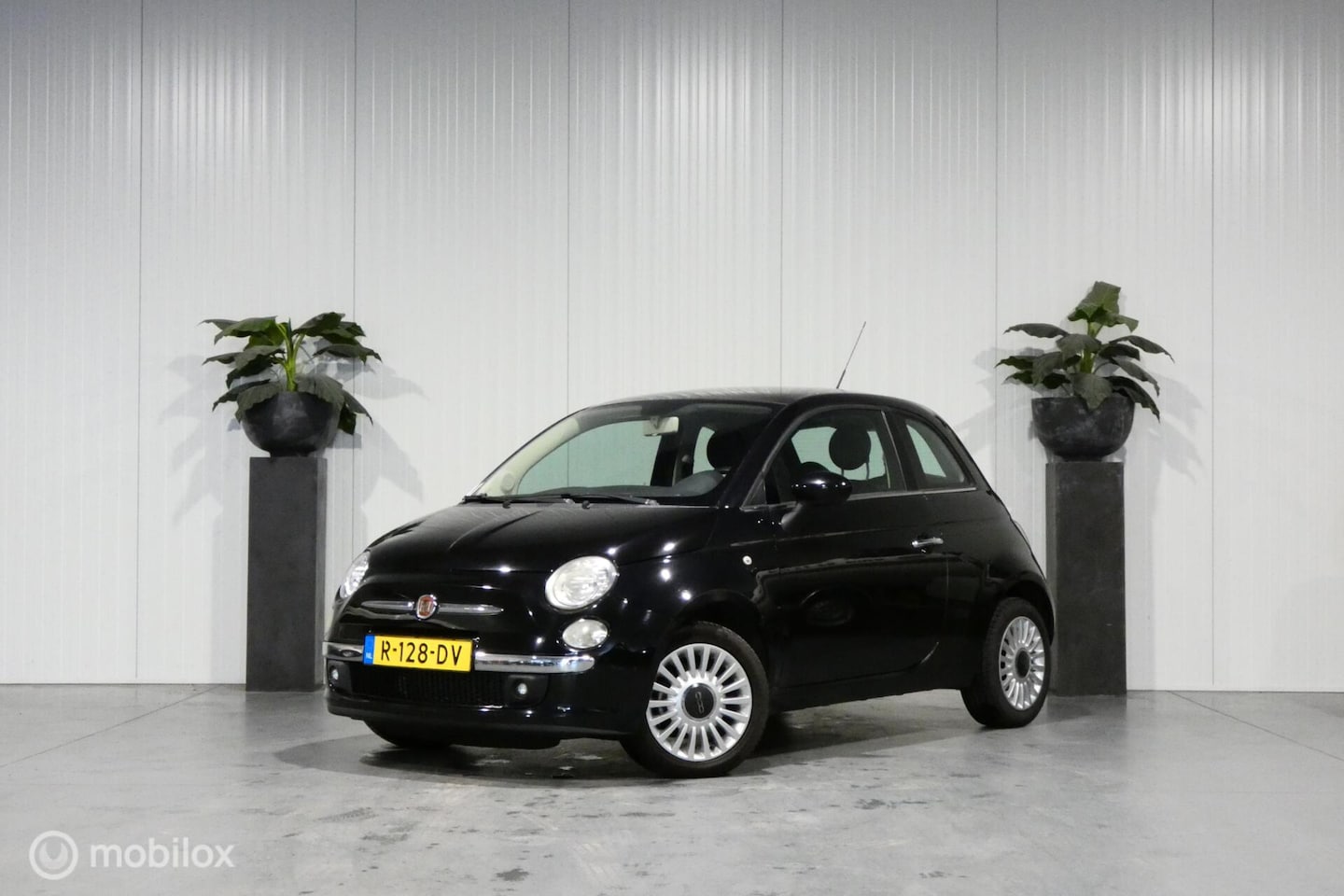 Fiat 500 - 1.2 Lounge airco parkeersensoren elektrische ramen - AutoWereld.nl