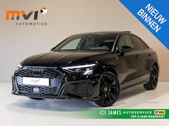 Audi A3 Limousine - 35 TFSI S-Line edition / 150pk / NAP / Panorama dak / Achteruitrij camera /