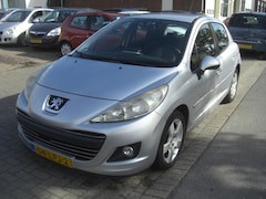 Peugeot 207 - 1.6 VTi Première