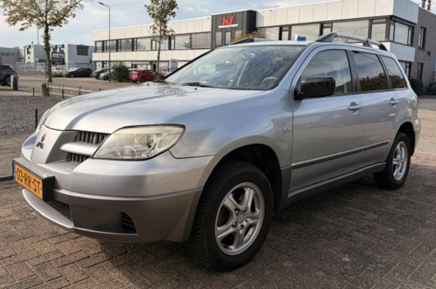 Mitsubishi Outlander - 2.0 Invite plus AIRCO - AutoWereld.nl