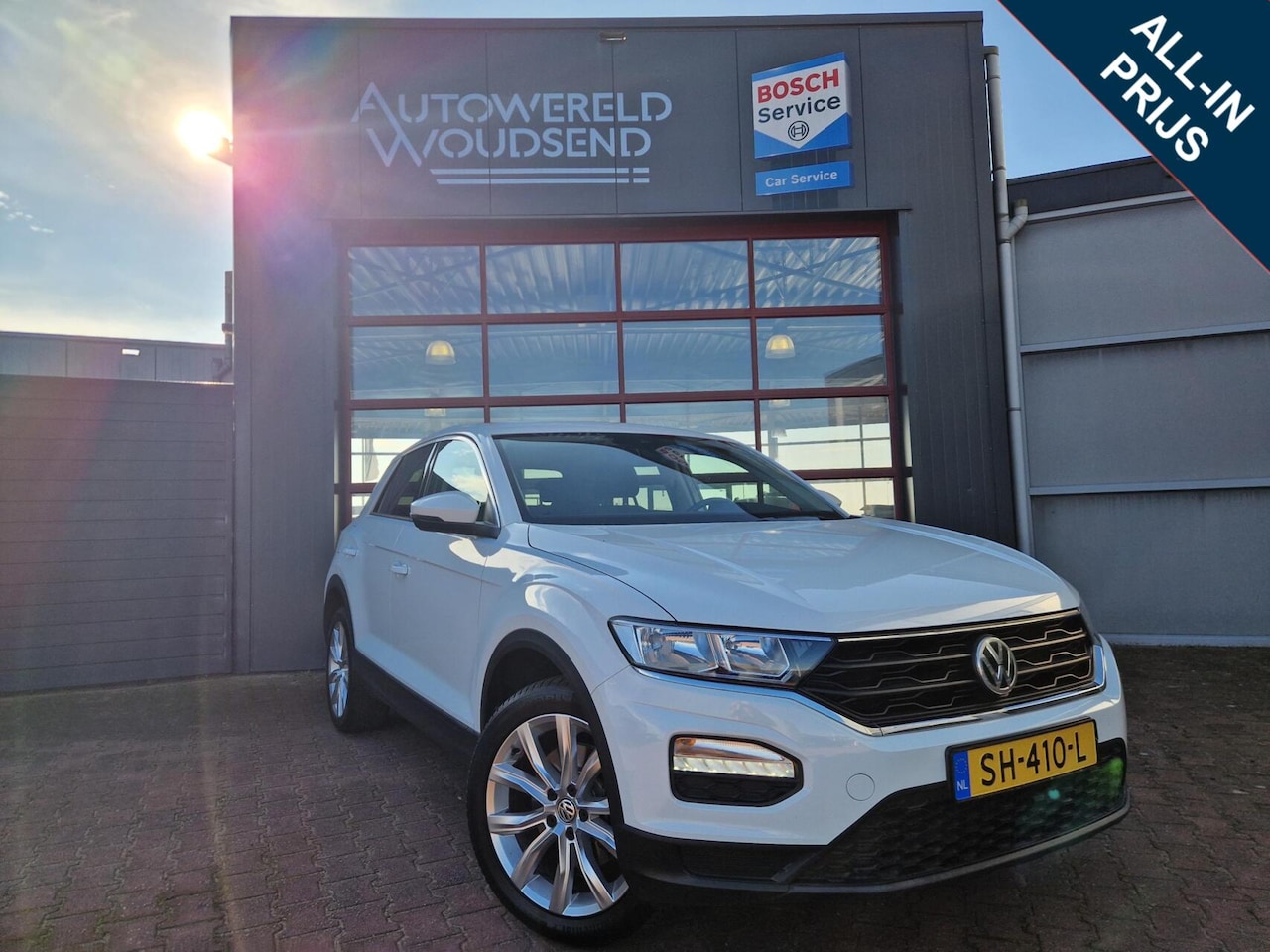 Volkswagen T-Roc - 1.0 TSI 12MND BOVAG|AIRCO|REGENSENSOR| ELEKTR. RAMEN|4X NWE ALLSEASON|REMMEN V+A NIEUW - AutoWereld.nl
