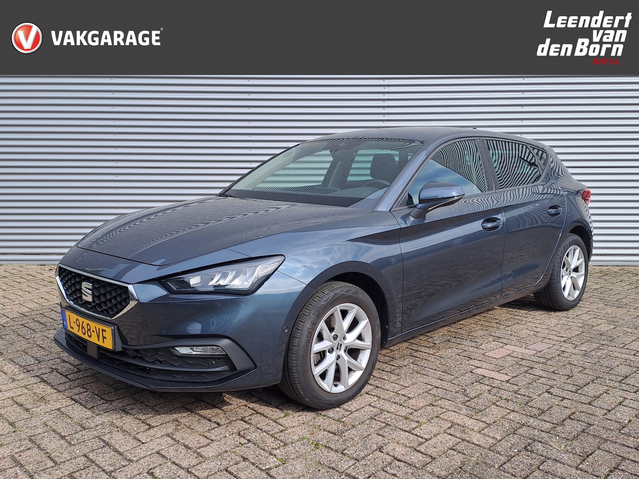 SEAT Leon - 1.0 TSI Style Business Intense | Cruise control adaptief | Navigatie | LM Velgen | Apple C - AutoWereld.nl