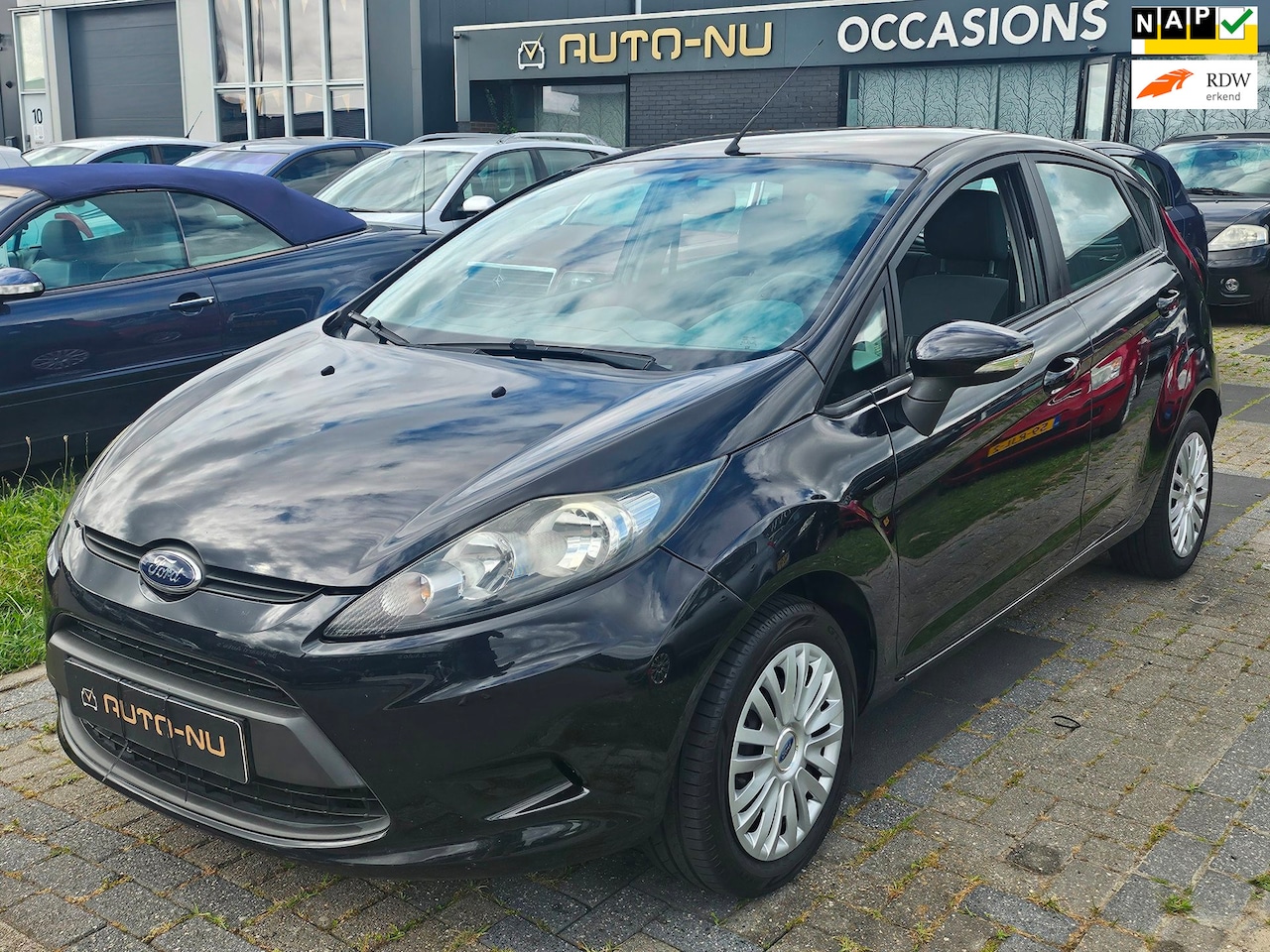 Ford Fiesta - 1.25 Trend 5-deurs Airco APK juli 2027! Zwart Elec. ramen Audio NAP - AutoWereld.nl