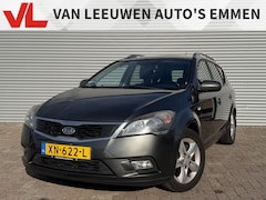 Kia Cee'd - 1.4 CVVT X-ecutive | Nieuw Binnen | Trekhaak | Clima | Lichtmetaal