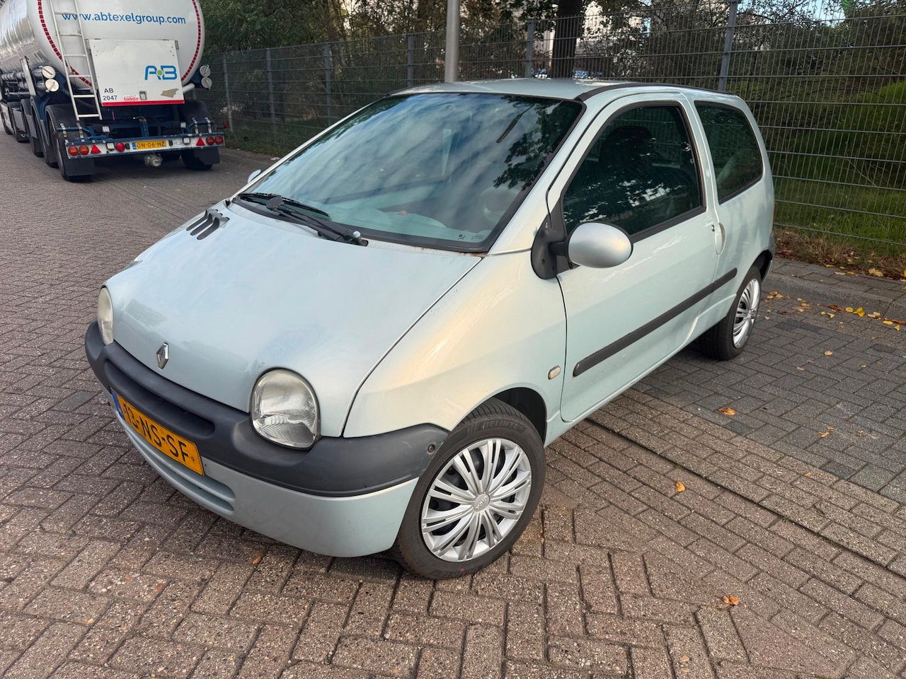 Renault Twingo - 1.2 AUTOMAAT AIRCO - AutoWereld.nl