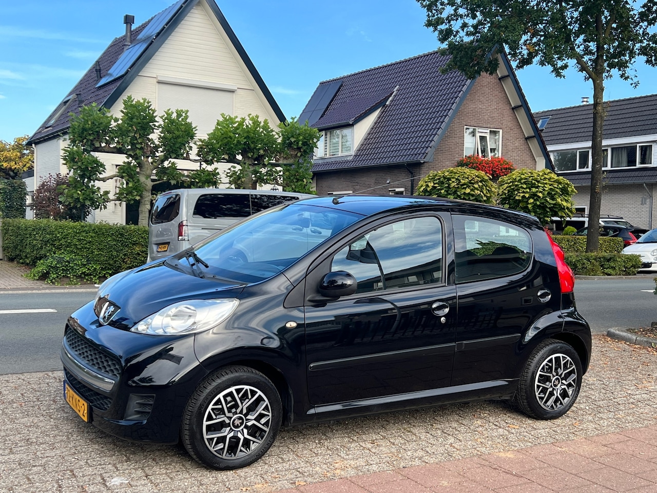 Peugeot 107 - 1.0-12V Sublime NL-AUTO-NAP - AutoWereld.nl